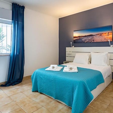 Charming Beachside Apartment W/ Pool By Lovelystay البوفيرا المظهر الخارجي الصورة
